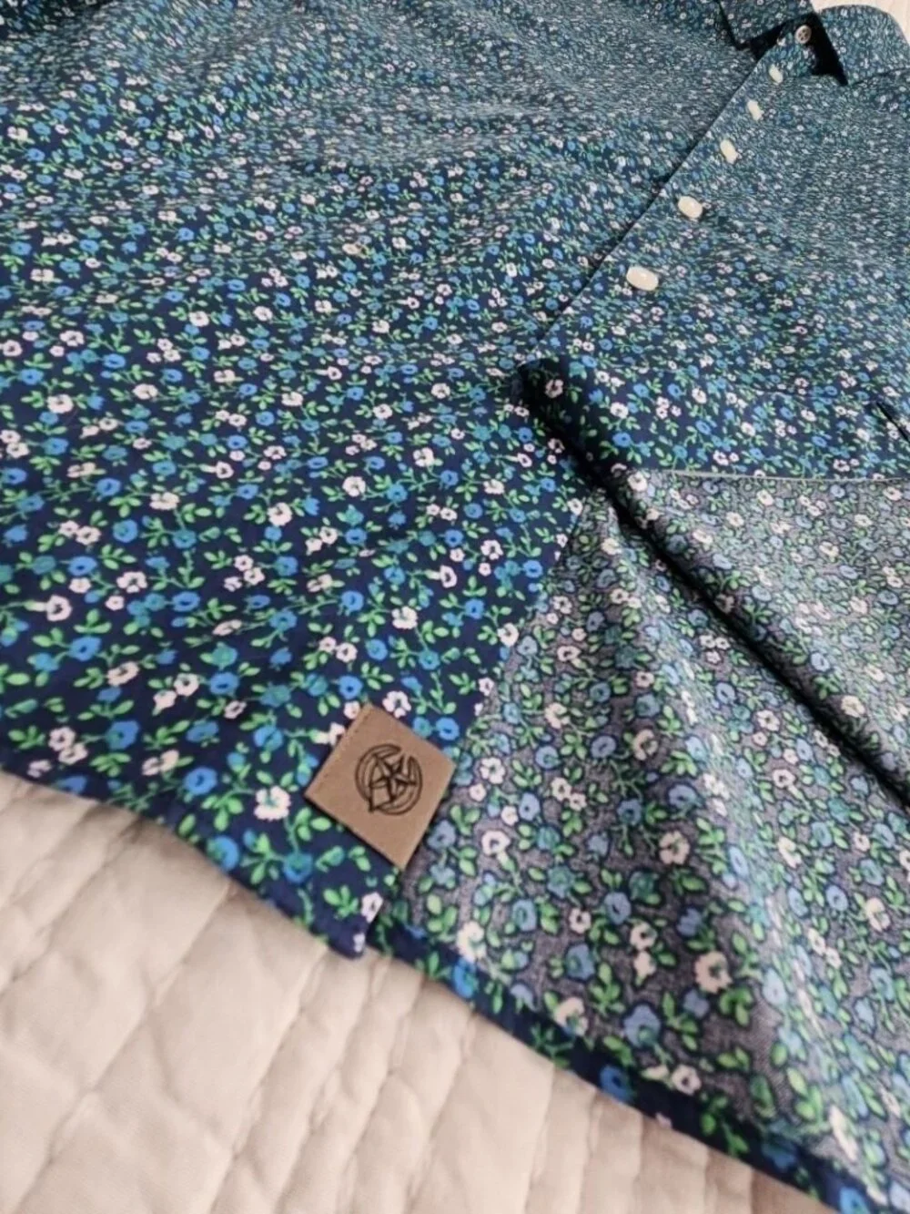 Banana Republic Shirt Men's L Large Blue Green Floral AOP Untucked‎ Slim Fit EUC
